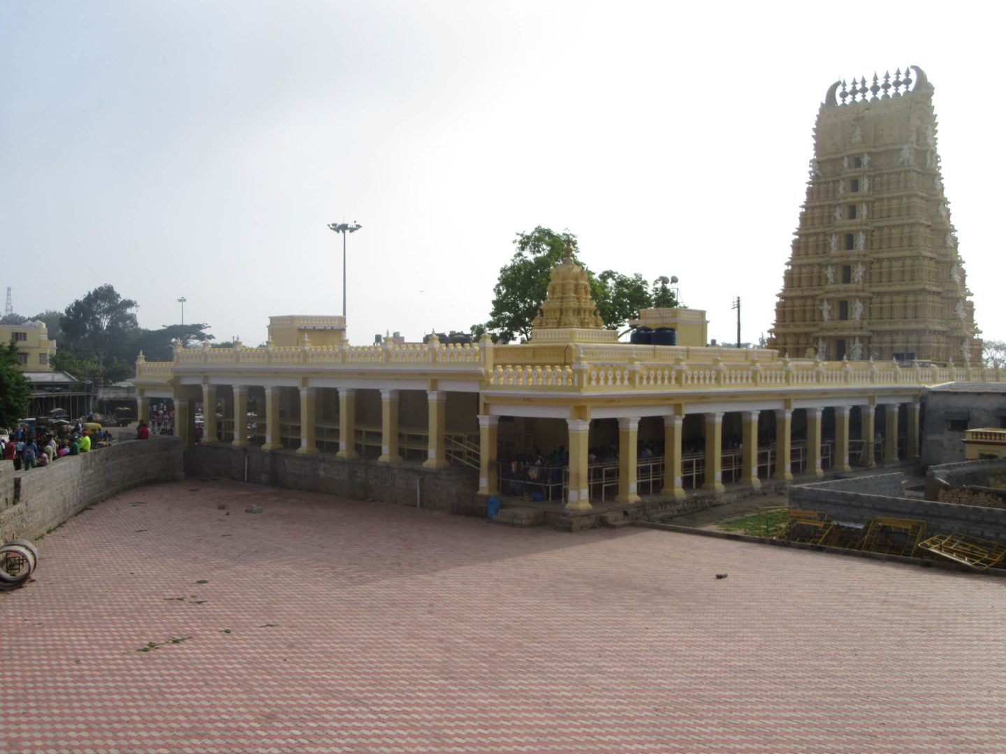 Der Chamundeshwari Temple auf den Chamundi Hills bei Mysore.